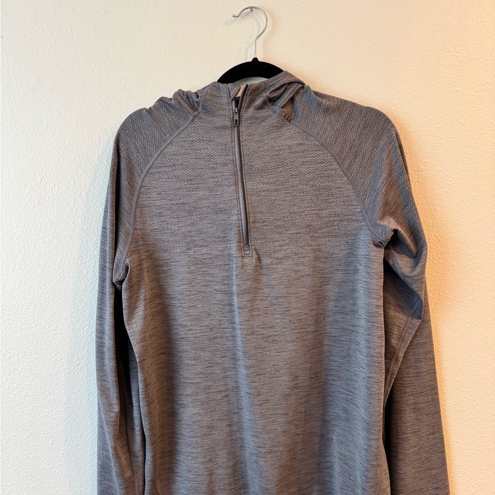 lululemon athletica Gray Long Sleeve Tee